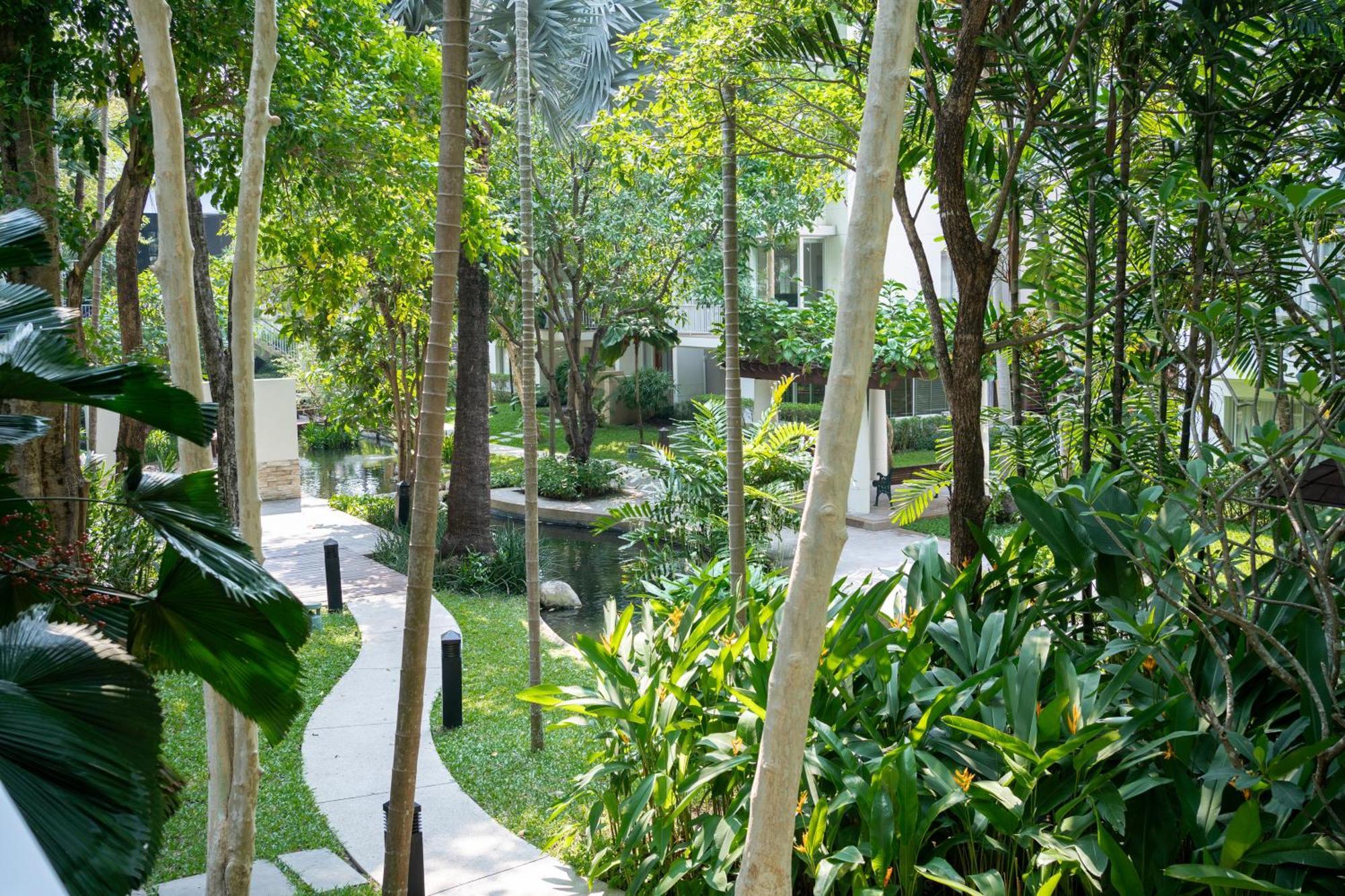 The Park Nine Hotel Srinakarin Bangkok Room photo