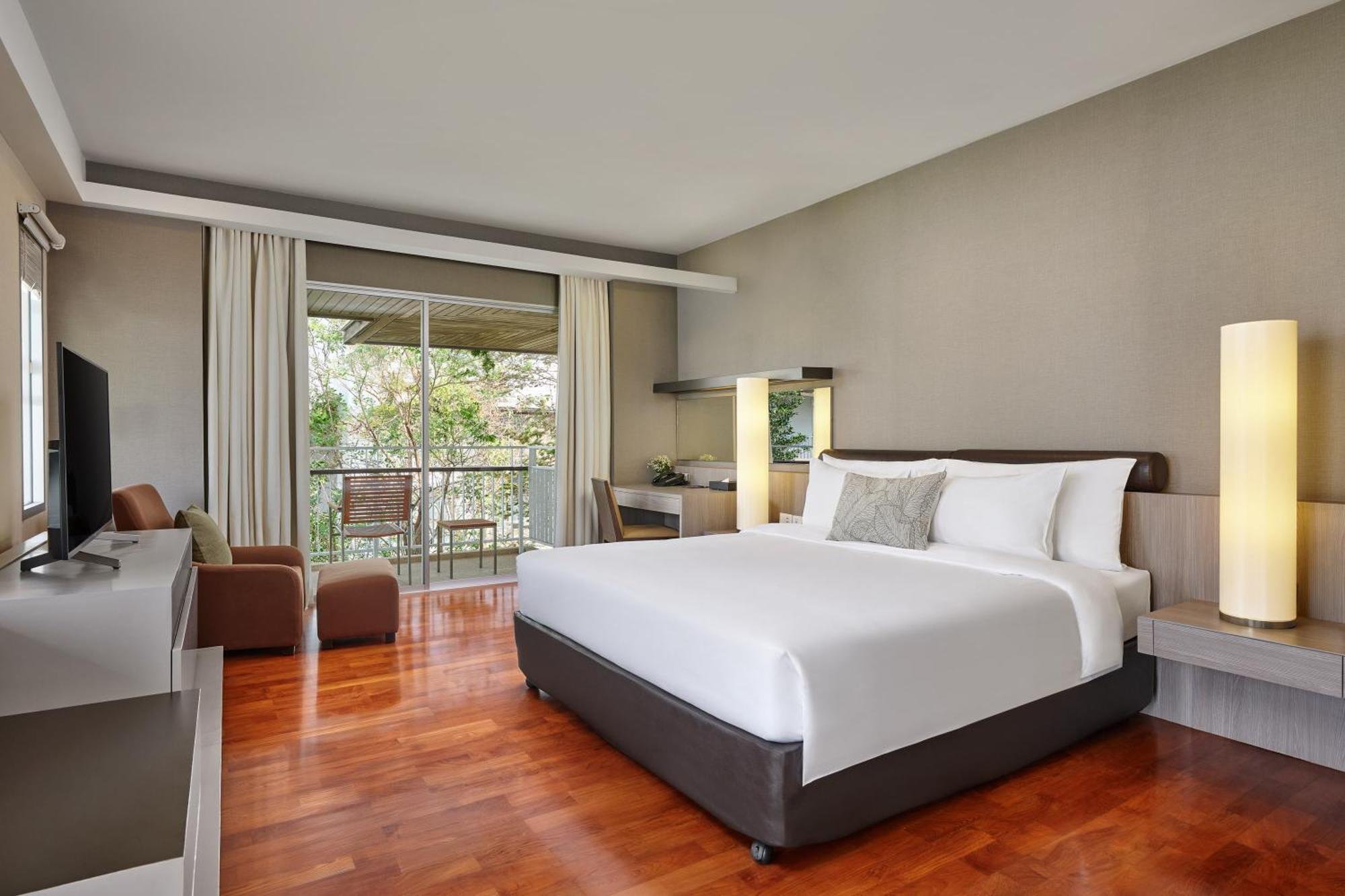 The Park Nine Hotel Srinakarin Bangkok Exterior photo