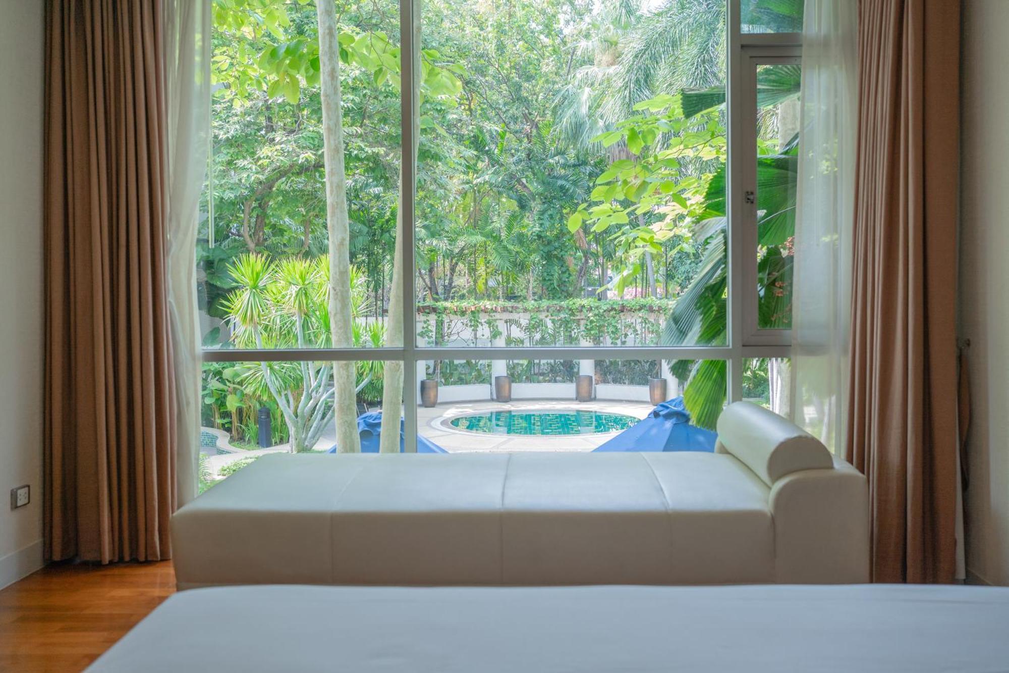 The Park Nine Hotel Srinakarin Bangkok Room photo