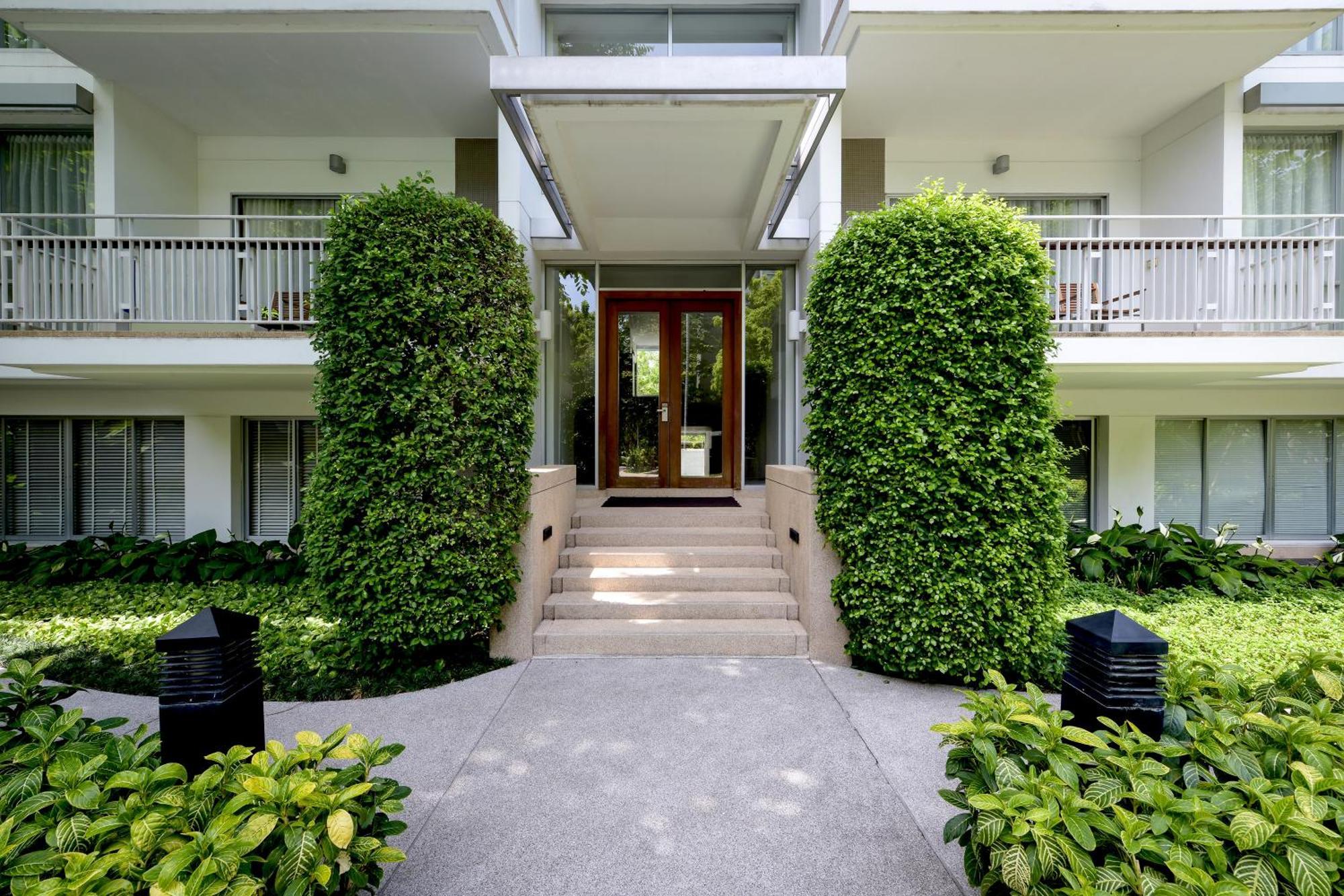 The Park Nine Hotel Srinakarin Bangkok Exterior photo